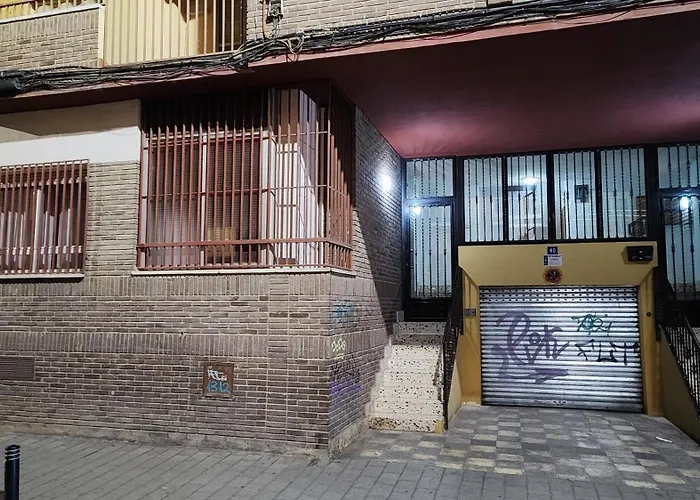 Piso Centrico 3 Dormitorios Con 2 Banos Cerca De La Feria