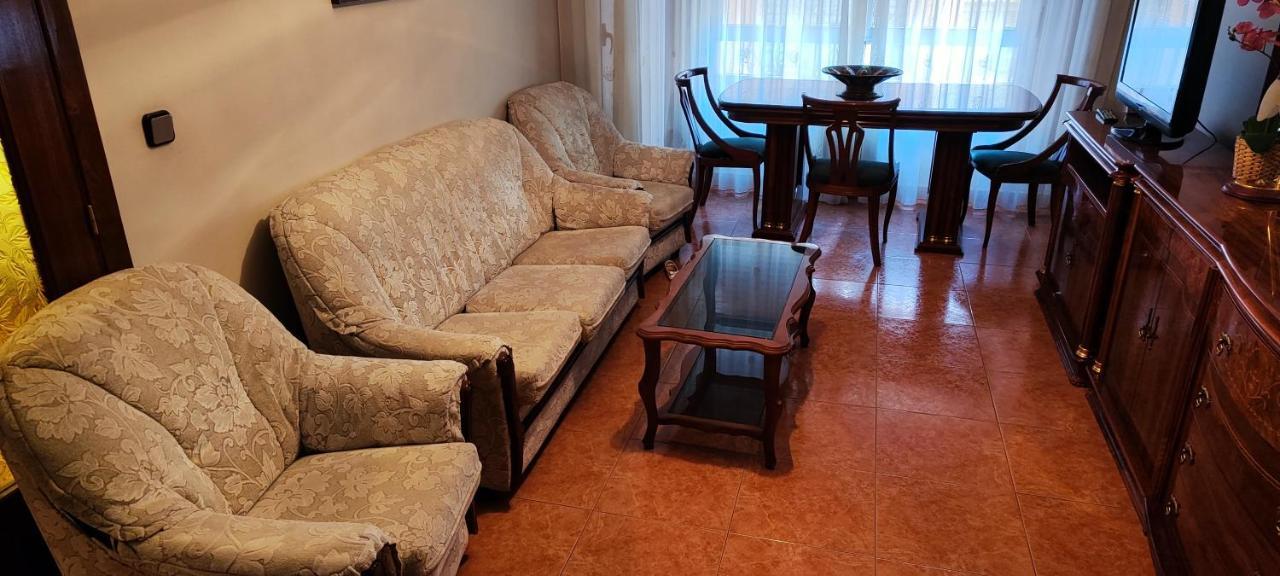 Piso Centrico 3 Con 2 Banos Cerca De La Feria Apartment *